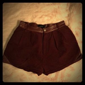 🎀Cute wine color vintage style shorts